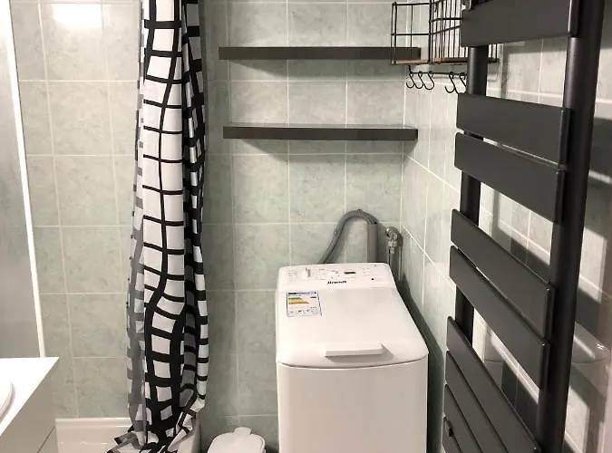 Climatise Avec Piscine & Bleu Marine アパート ラカノー